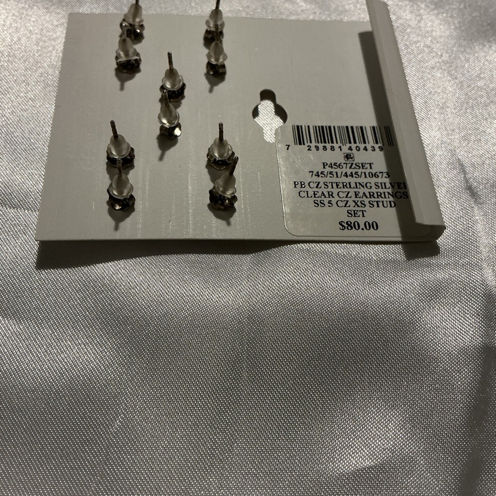 Giani Bernini Silver Cubic Zirconia Stud Earrings - Picture 4 of 4